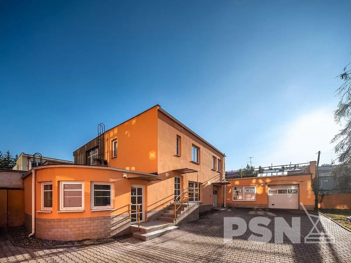 Prodej kanceláře 220 m²